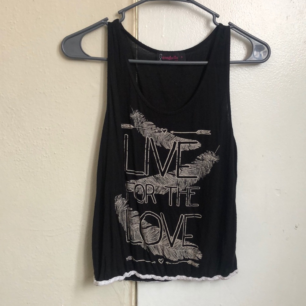 Sleeveless shirt